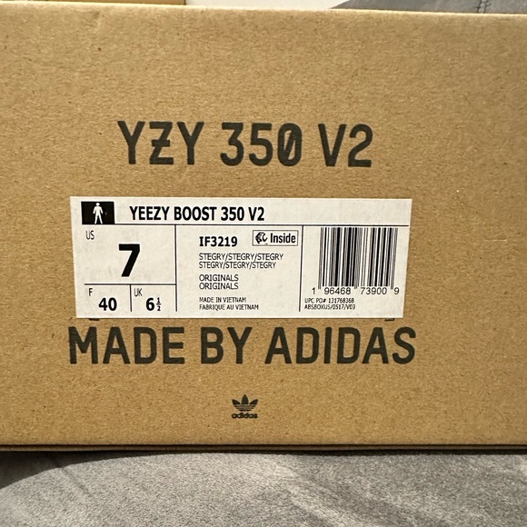 Yeezy 350 Boost - Picture 4 of 5
